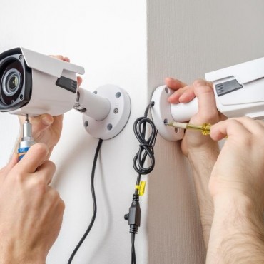 Instalação de Câmeras de Vigilância em Alto da Rua XV