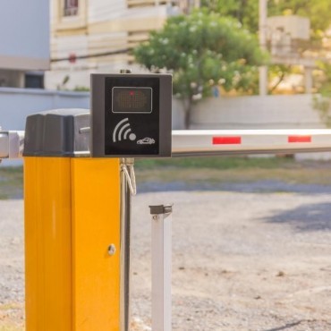 Instalação de Cancelas em Alto da Rua XV